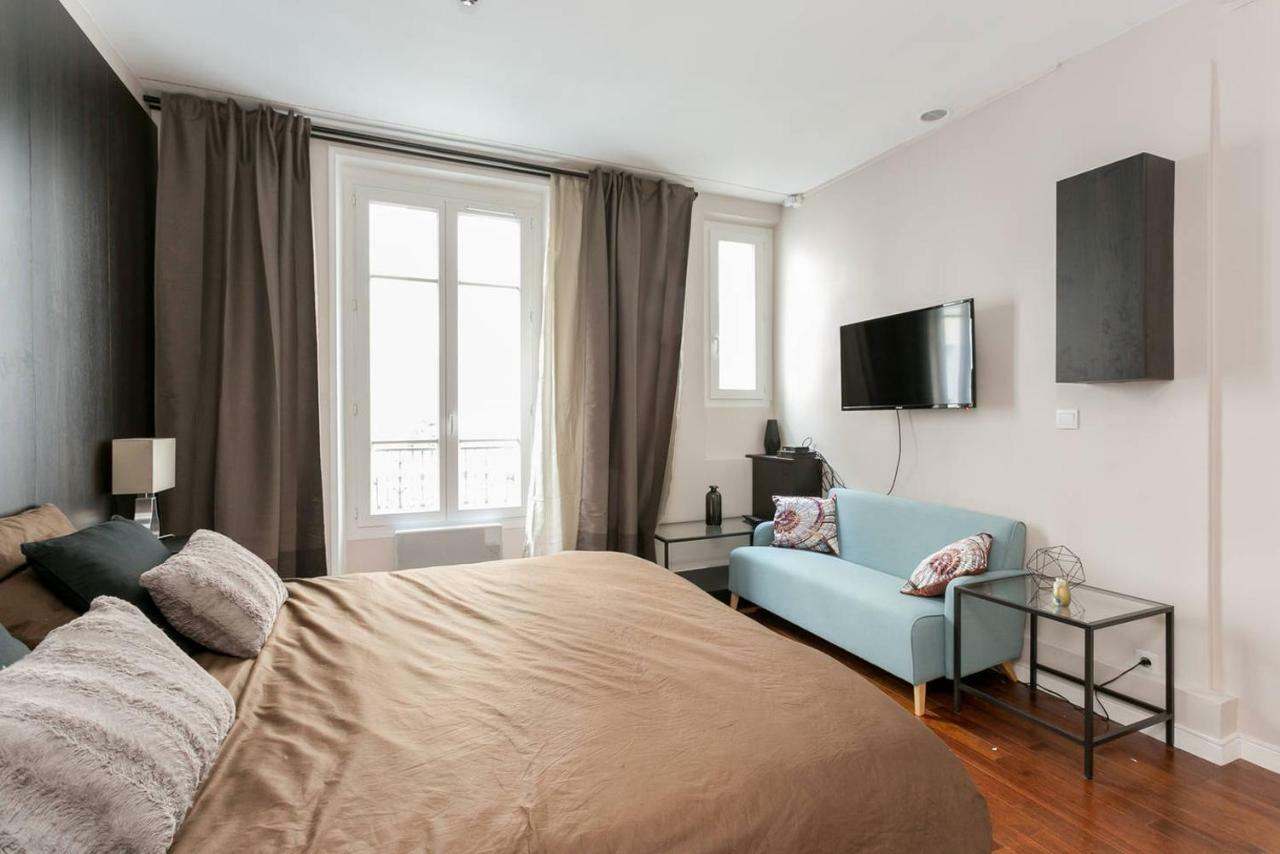 Studio Tour Eiffel Et Champs-Elysees Apartment Paris Exterior foto